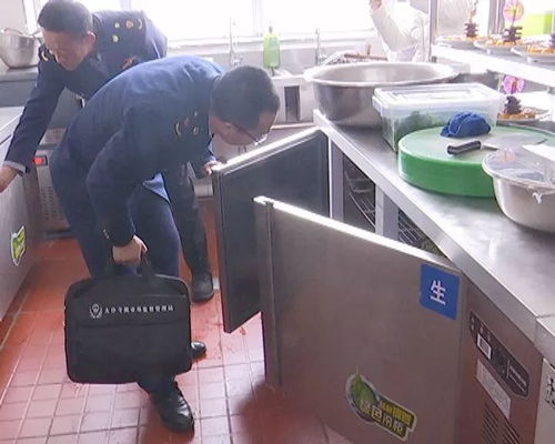 太仆寺旗开展元旦节前餐饮服务单位食品安全专项检查，筑牢中餐服务安全防线